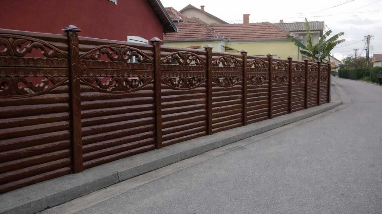 Poluoblica - betonska-ograda-oblica-na-terenu.jpg.png