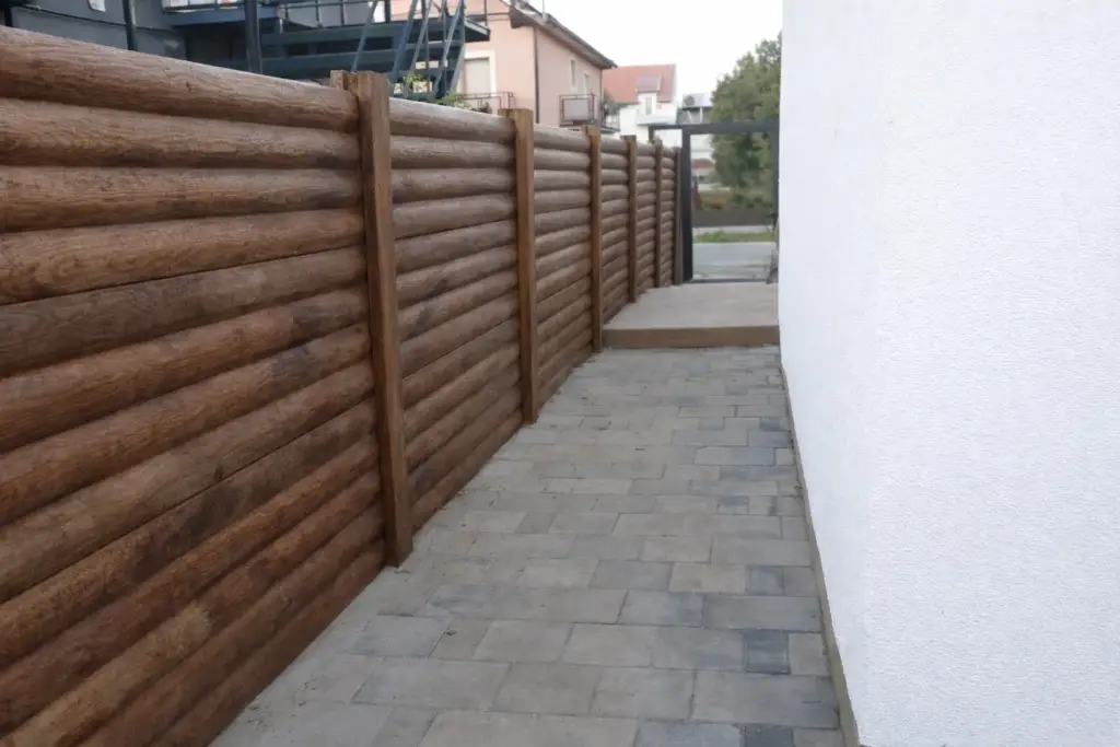 Poluoblica